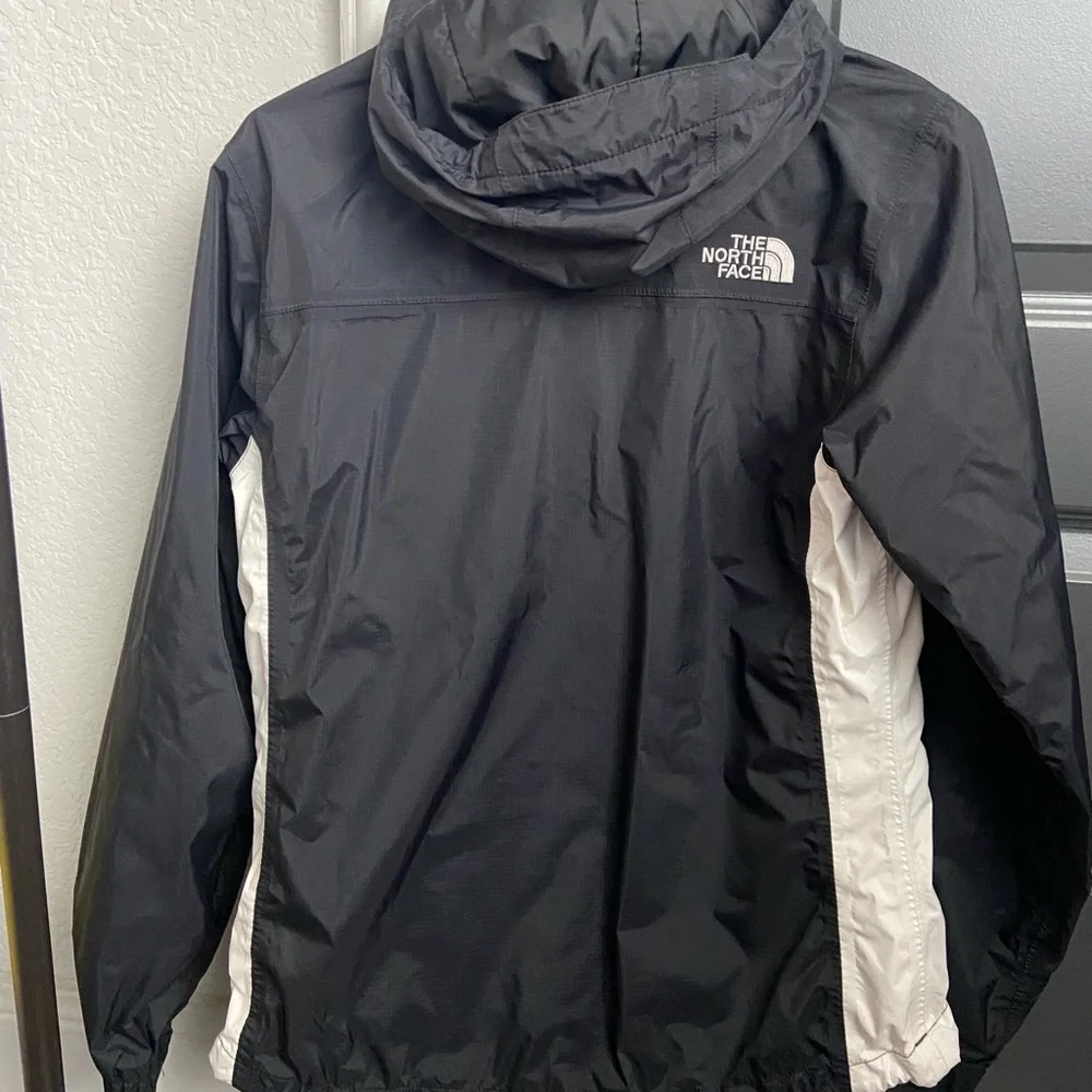 North face Jacket - Picture 2 of 6